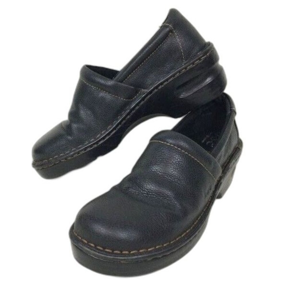 B-O-C - Women's Size 8(M) - Black Genuine Leather Slip-On Clogs - CHF15 - C80003